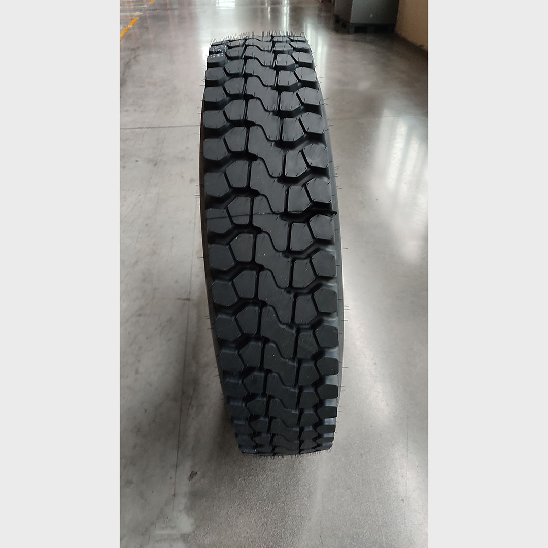 هیکسی 235/75/17.5 گل عقب GD08